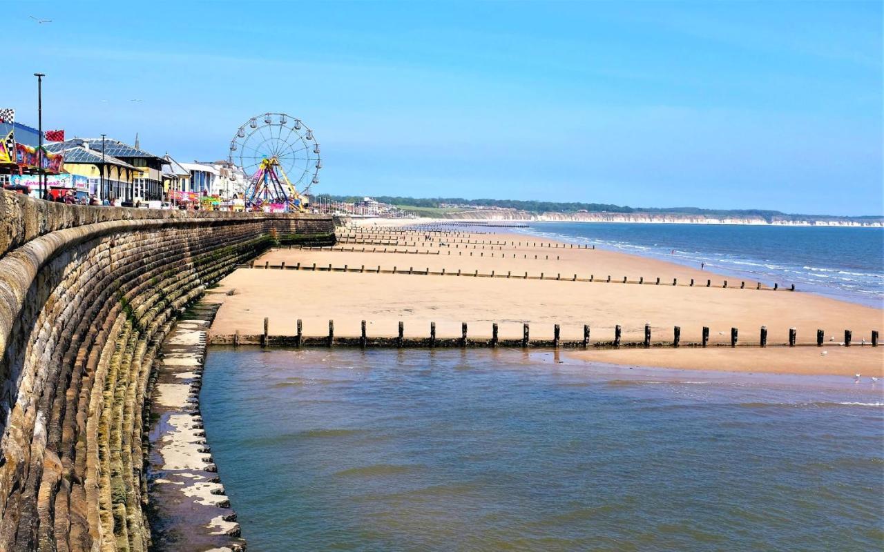Sea Front Apartment With Massage Shower Netflix Great Location Bridlington Bagian luar foto